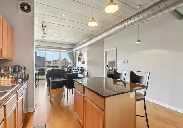 Homes for sale in Chicago, IL | 3260 N Clark St #408, Chicago, IL 60657 | MLS# 12650532