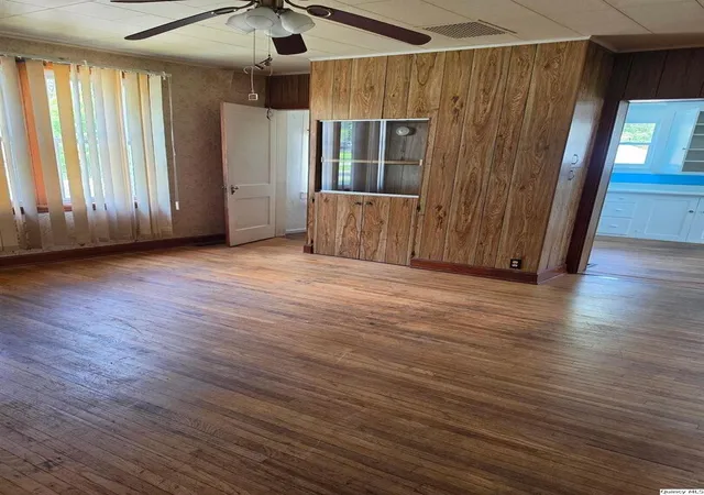3rd image of 304 W Third St, Golden, IL 62339 | MLS# 12650545