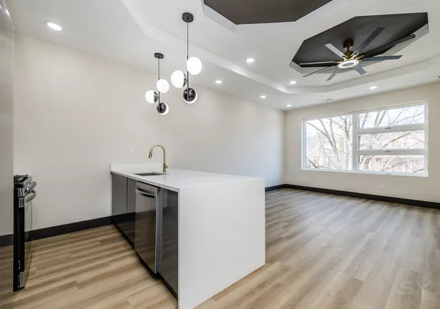 Homes for sale in Chicago, IL | 5643 S Prairie Ave, Chicago, IL 60637 | MLS# 12650574