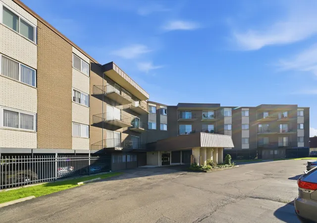Photo 2 of Condo for sale at 9840 S Pulaski Rd #310, Oak Lawn, IL 60453 | MLS# 12650714 | Listing updated on 2026-08-14