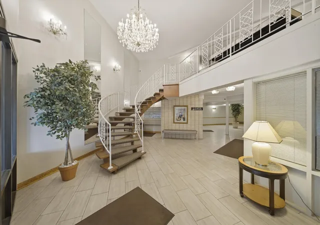 Listing Photo 4 - Condo for sale in building located at 9840 S Pulaski Rd, Oak Lawn, IL 60453 - Unit #310