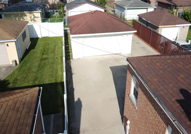 3rd image of 286 Oglesby Ave, Calumet City, IL 60409 | MLS# 12650780
