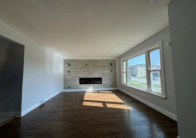 4th image of 286 Oglesby Ave, Calumet City, IL 60409 | MLS# 12650780