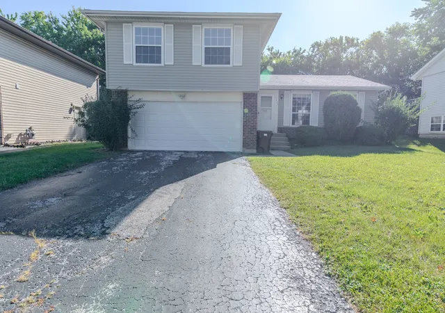 1st image of 19825 S Farmington Ln, Frankfort, IL 60423 | MLS# 12650909