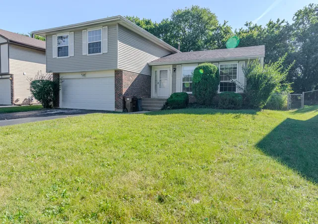16th image of 19825 S Farmington Ln, Frankfort, IL 60423 | MLS# 12650909