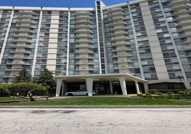 Condo for sale at 40 N Tower Rd #11K, Oak Brook, IL 60523 | MLS# 12650928 | Listing updated on 2026-09-02