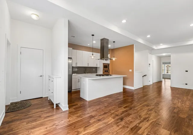 5th image of 126 N Leamington Ave, Chicago, IL 60644 | MLS# 12650970