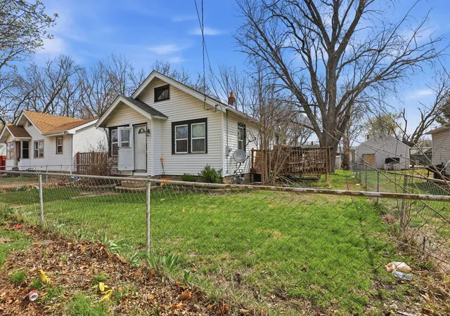 Homes for sale in Rockford, IL | 2634 Hanson St, Rockford, IL 61109 | MLS# 12651180
