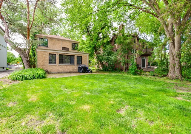 Homes for sale in Highland Park, IL | 1741 Beverly Pl, Highland Park, IL 60035 | MLS# 12651290