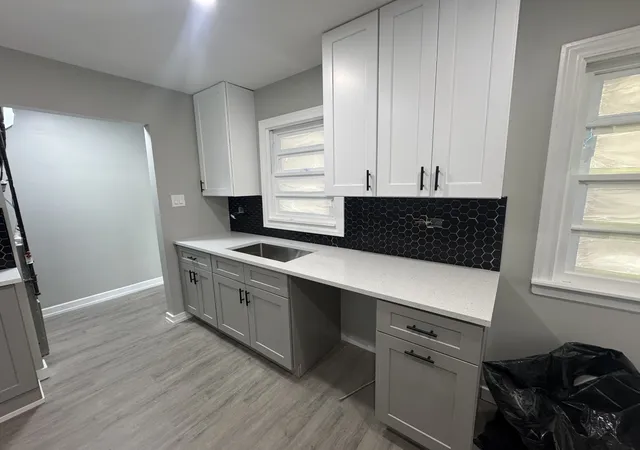 Photo 4 of Single family home for sale at 9800 S 51st Avenue, Oak Lawn, IL 60453 | MLS# 12651379 | Listing updated on 2026-08-09