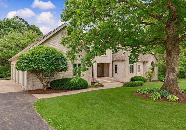 Photo 3 of Single family home for sale at 588 B County Rd 2400 N, Dewey, IL 61840 | MLS# 12651404 | Listing updated on 2026-08-04