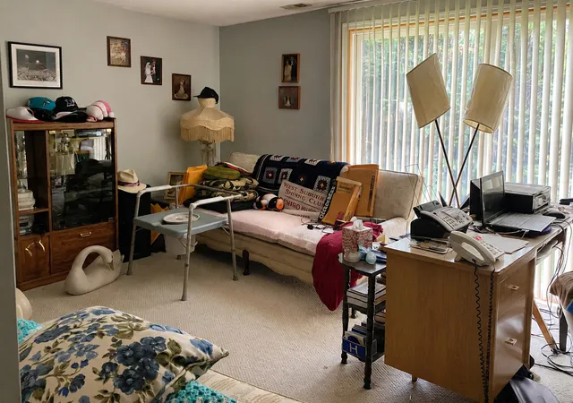 Photo 9 of Sale Pending at 171 Cascade Dr, Indian Head Park, IL 60525 | MLS# 12651420 | Listing updated on 2026-07-26
