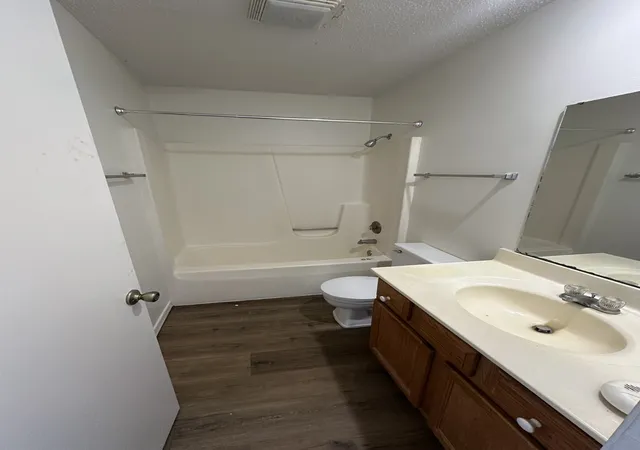 12th image of 906 Pomona Dr #906, Champaign, IL 61822 | MLS# 12651469