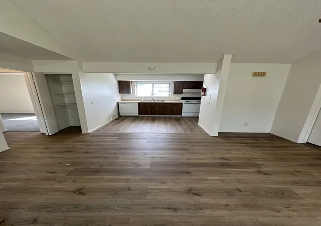Photo 3 of Condo for sale at 906 Pomona Dr #906, Champaign, IL 61822 | MLS# 12651469 | Listing updated on 2026-10-08