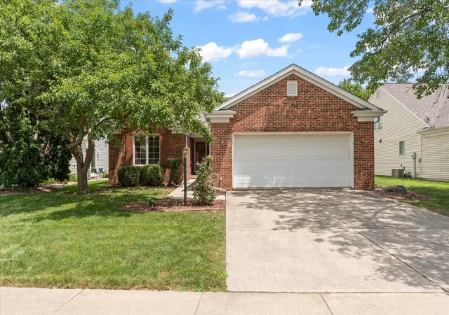 Homes for sale in Champaign, IL | 2412 Stillwater Dr, Champaign, IL 61821 | MLS# 12651518