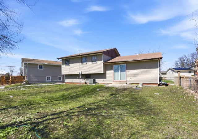 Homes for sale in South Holland, IL | 16544 Prairie Ave, South Holland, IL 60473 | MLS# 12651627