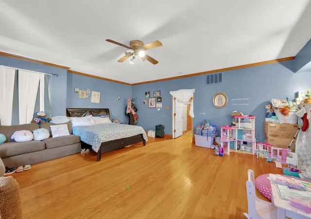 3rd image of 3529 W 63Rd Pl, Chicago, IL 60629 | MLS# 12651696