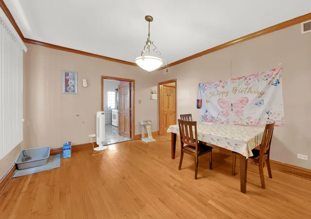 5th image of 3529 W 63Rd Pl, Chicago, IL 60629 | MLS# 12651696
