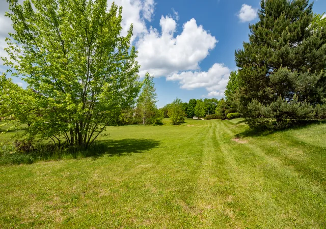 5th image of 2601 Sanctuary Ln, Spring Grove, IL 60081 | MLS# 12651778