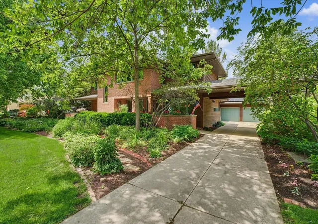 Homes for sale in Urbana, IL | 610 W Florida Ave, Urbana, IL 61801 | MLS# 12651909