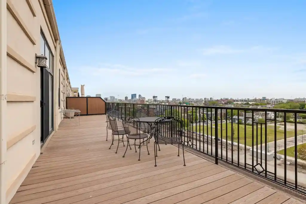 Listing Photo 2 - Condo for sale in 1525 S Sangamon St located at 1525 S Sangamon St, Chicago, IL 60608 - Unit #806