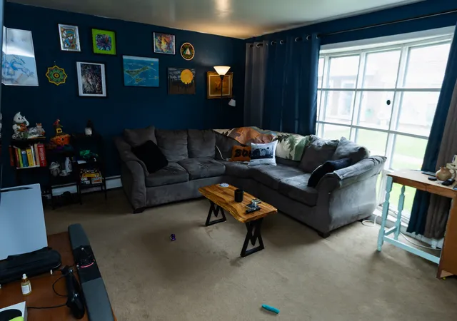 Photo 3 of Townhouse for sale at 8810 Robin Dr #D, Des Plaines, IL 60016 | MLS# 12651972 | Listing updated on 2026-09-29