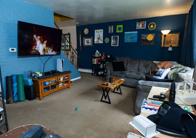 Photo 3 of Townhouse for sale at 8810 Robin Dr #D, Des Plaines, IL 60016 | MLS# 12651972 | Listing updated on 2026-09-29