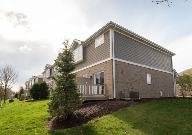 Homes for sale in Lemont, IL | 12420 Lacey Dr, Lemont, IL 60439 | MLS# 12652057