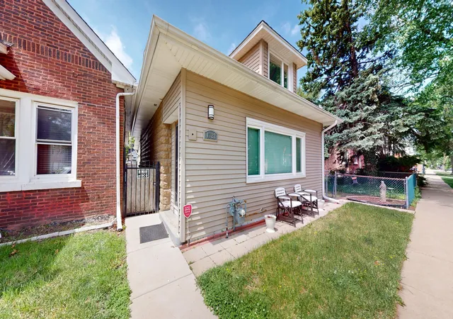 2nd image of 1322 Harvey Ave, Berwyn, IL 60402 | MLS# 12652065
