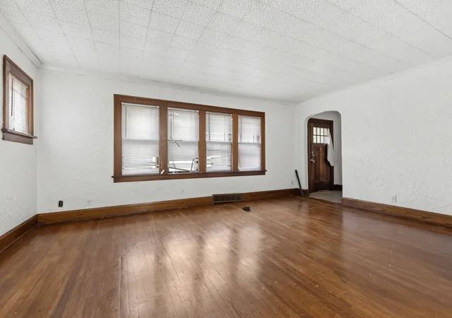 Homes for sale in Rockford, IL | 2215 13Th Ave, Rockford, IL 61104 | MLS# 12652226