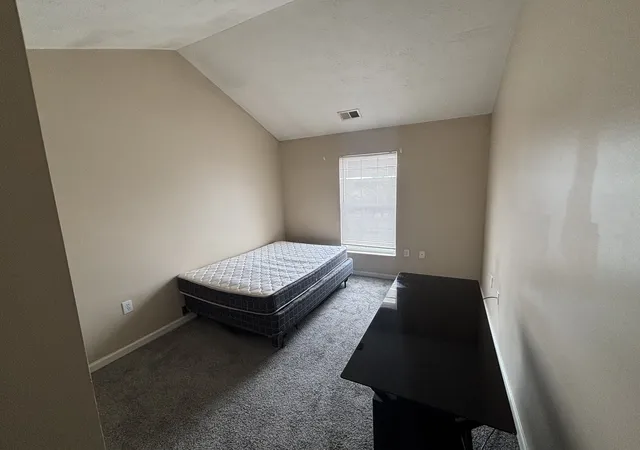 Homes for sale in Urbana, IL | 1901 N Lincoln Ave #311, Urbana, IL 61801 | MLS# 12652304