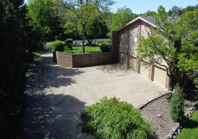 4th image of 30W010 Smith Rd, West Chicago, IL 60185 | MLS# 12652310