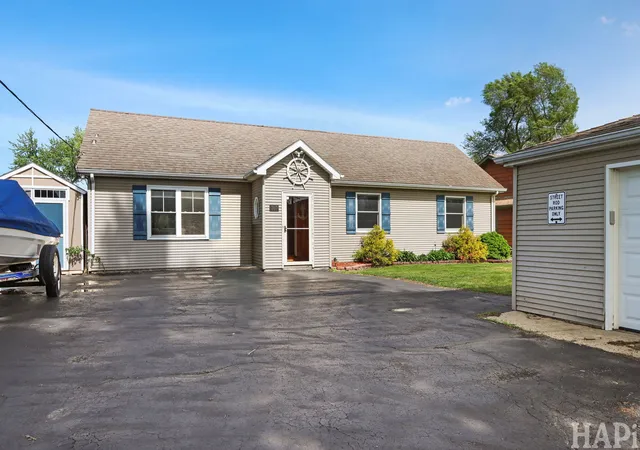 4th image of 707 Kingston Blvd, Mc Henry, IL 60050 | MLS# 12652385