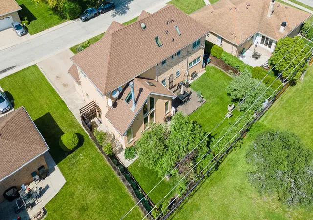 Homes for sale in Chicago, IL | 7911 W Rascher Ave, Chicago, IL 60656 | MLS# 12652449