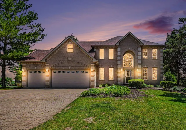 Photo 2 of Single family home for sale at 19057 S Saddlebrook Dr, Shorewood, IL 60404 | MLS# 12652527 | Listing updated on 2026-08-16