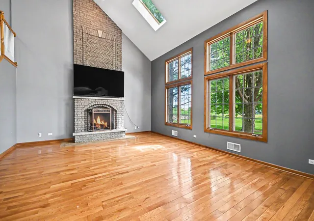 Photo 4 of Single family home for sale at 19057 S Saddlebrook Dr, Shorewood, IL 60404 | MLS# 12652527 | Listing updated on 2026-08-16