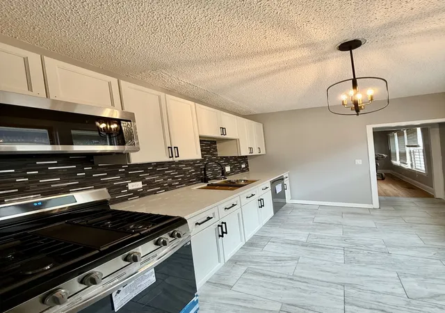 4th image of 7945 S Perry Ave, Chicago, IL 60620 | MLS# 12652603