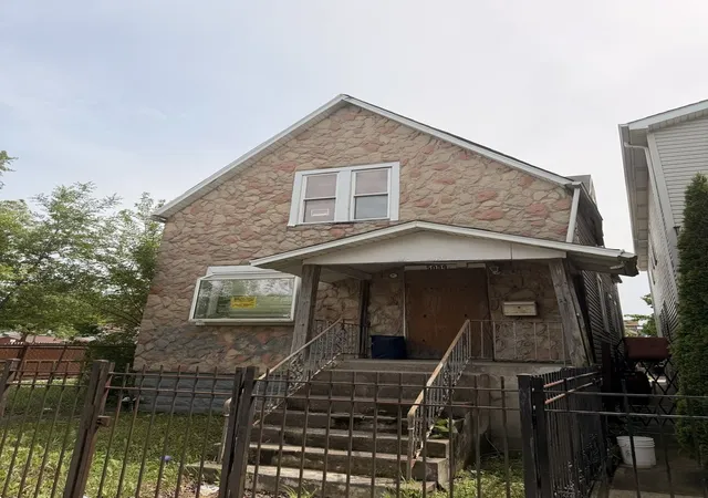 2nd image of 5009 W Chicago Ave, Chicago, IL 60651 | MLS# 12652607