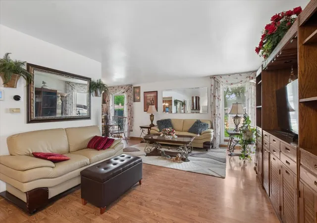 2nd image of 15622 Madison Ave, Dolton, IL 60419 | MLS# 12652682