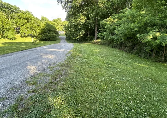 9th image of 602 S Raum Park Dr, Golconda, IL 62938 | MLS# 12652799