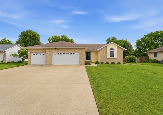 Homes for sale in Erie, IL | 1629 Golfview Ct, Erie, IL 61250 | MLS# 12652887