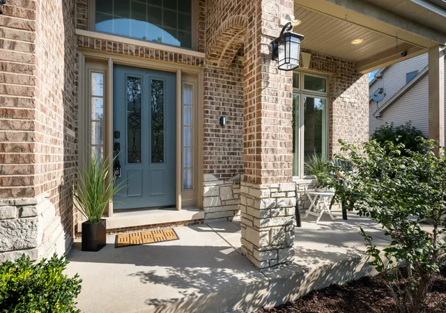 Photo 2 of Single family home for sale at 402 Deerfield Dr, Oswego, IL 60543 | MLS# 12652938 | Listing updated on 2026-09-14