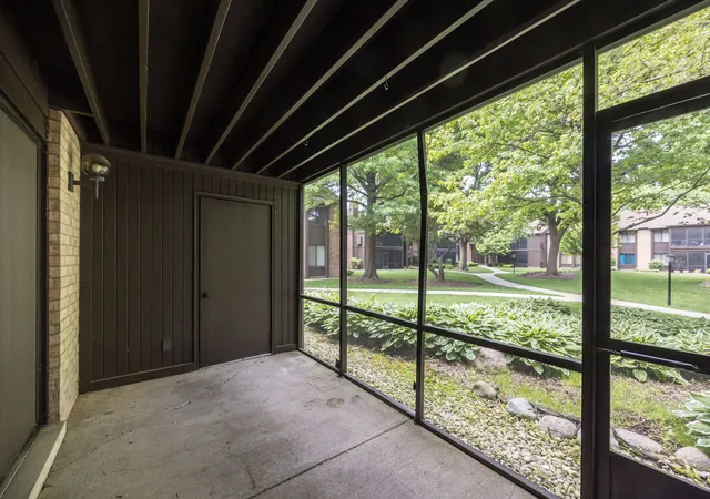 Homes for sale in Crystal Lake, IL | 740 Saint Andrews Ln #41, Crystal Lake, IL 60014 | MLS# 12652939