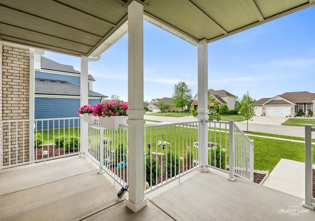 Photo 3 of Single family home for sale at 20929 Lakewoods Ln, Shorewood, IL 60404 | MLS# 12653079 | Listing updated on 2026-09-20