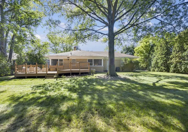 19th image of 2307 Flossmoor Rd, Flossmoor, IL 60422 | MLS# 12653098