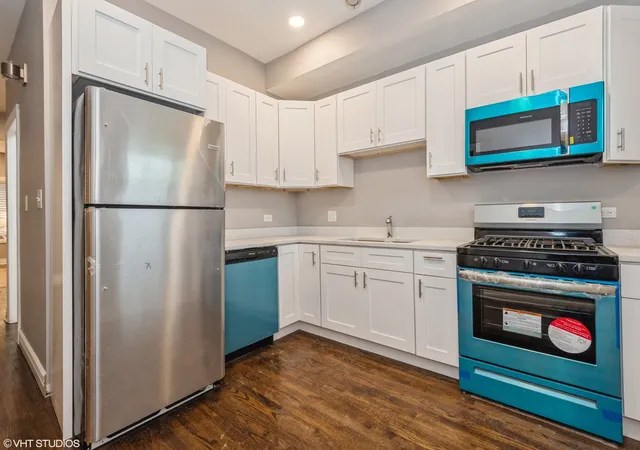 Homes for sale in Chicago, IL | 1002 N Avers Ave, Chicago, IL 60651 | MLS# 12653322