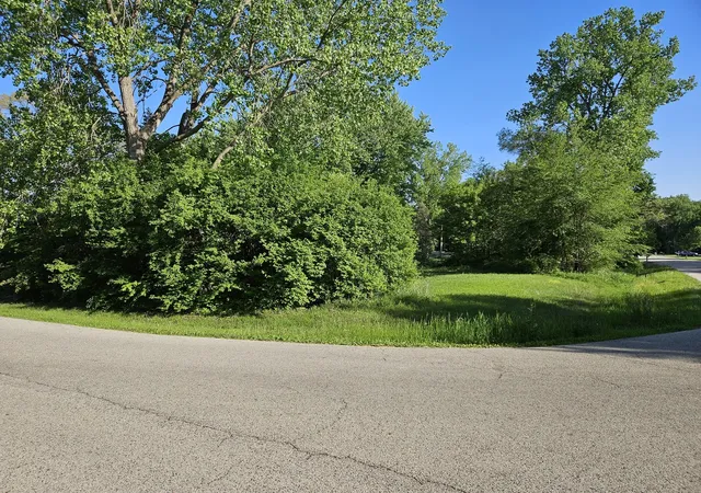 1st image of 615 W Eastern Ave, Mc Henry, IL 60051 | MLS# 12653338