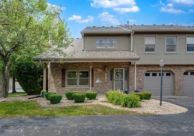 Homes for sale in Orland Park, IL | 15657 Erin Ln, Orland Park, IL 60462 | MLS# 12653395