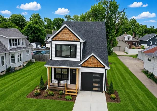 31st image of 414 2nd Ave, Ottawa, IL 61350 | MLS# 12653426