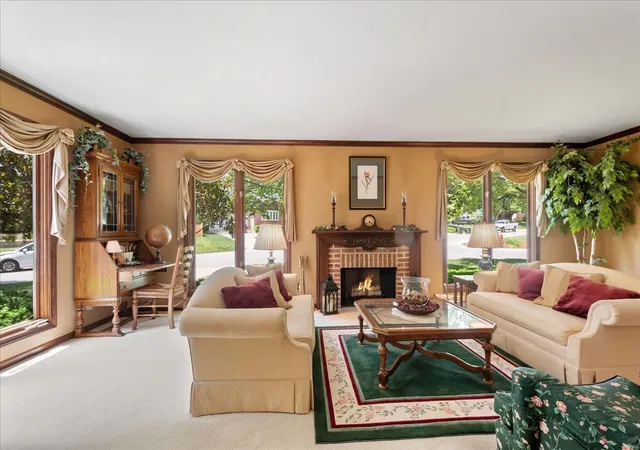 Homes for sale in Mundelein, IL | 805 Nw Holcomb Dr, Mundelein, IL 60060 | MLS# 12653747